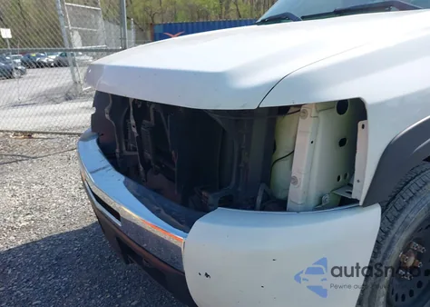 2007 Chevrolet Silverado 1500 Work Truck from USA, damaged, VIN 2GCEK19J771629917